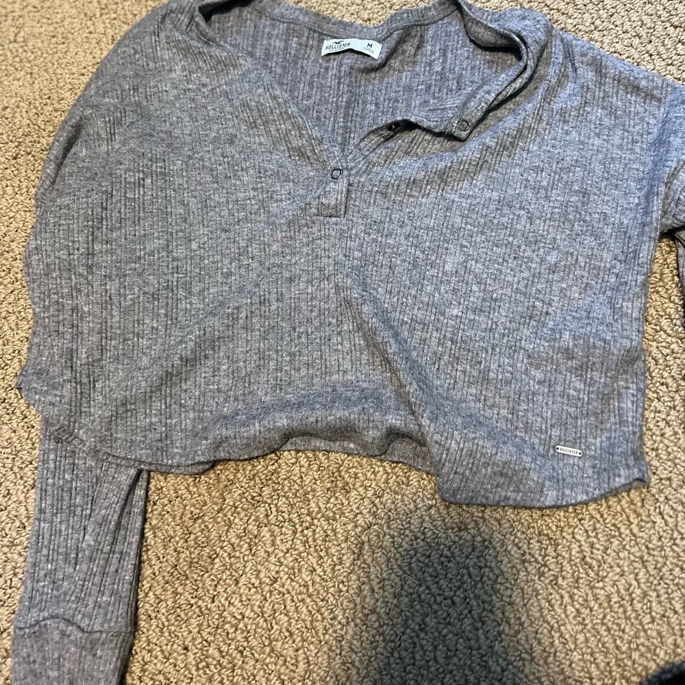 Cropped long sleeve